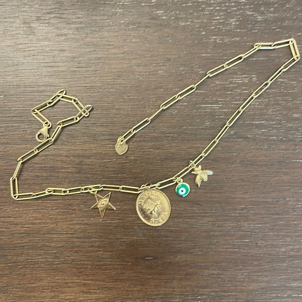 Hart charm necklace